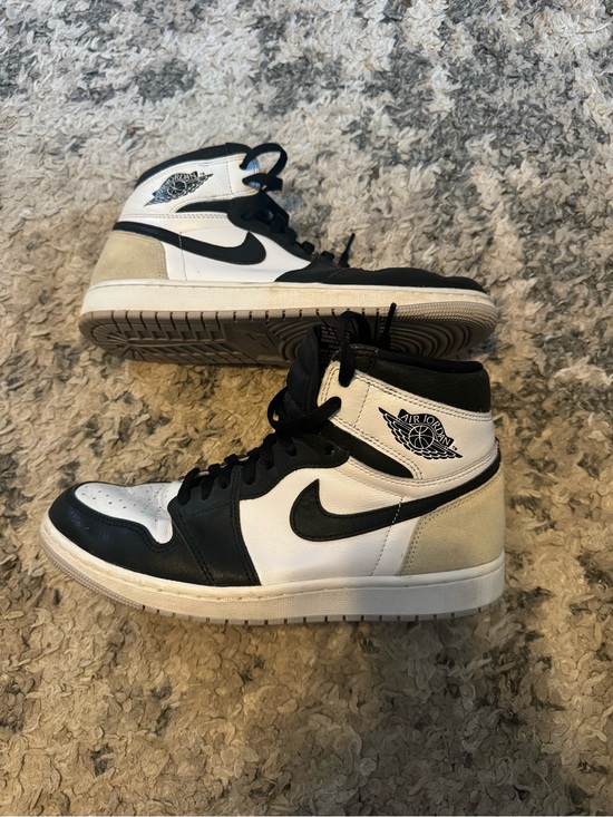 Nike Other - Jordan 1 Retro High OG
'Stage Haze'